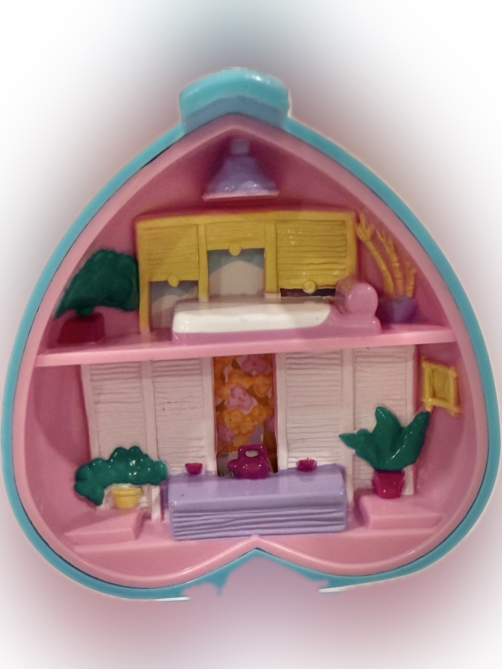 Vintage 1993 Polly Pocket Bluebird Toys Pretty Pandas Playset w/ Polly + 1 Panda - Picture 6 of 7